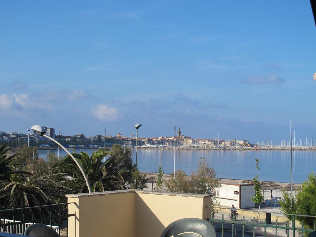 Ferienwohnung La Terrazza - Residenze Maricharme Alghero Exterior foto